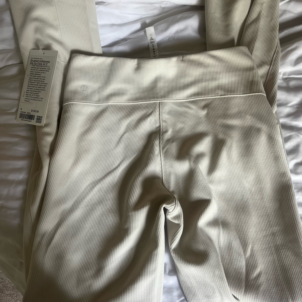 Cutest lululemon pants NWT